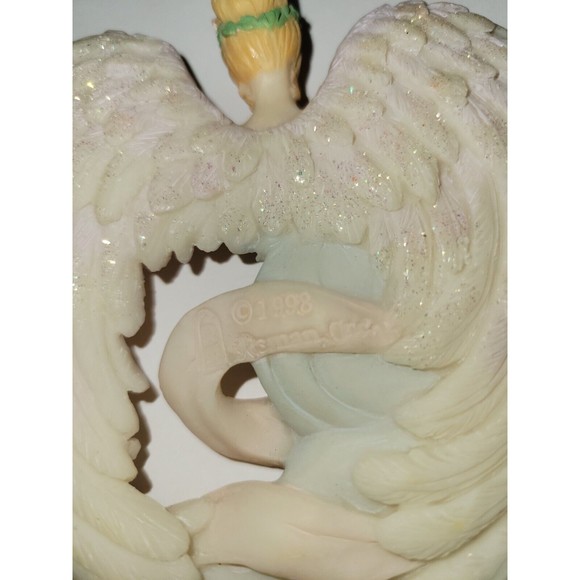 Roman Inc 1998 Ceraphim Angel Peace On Earth Christmas Ornament  EUC - Picture 5 of 11